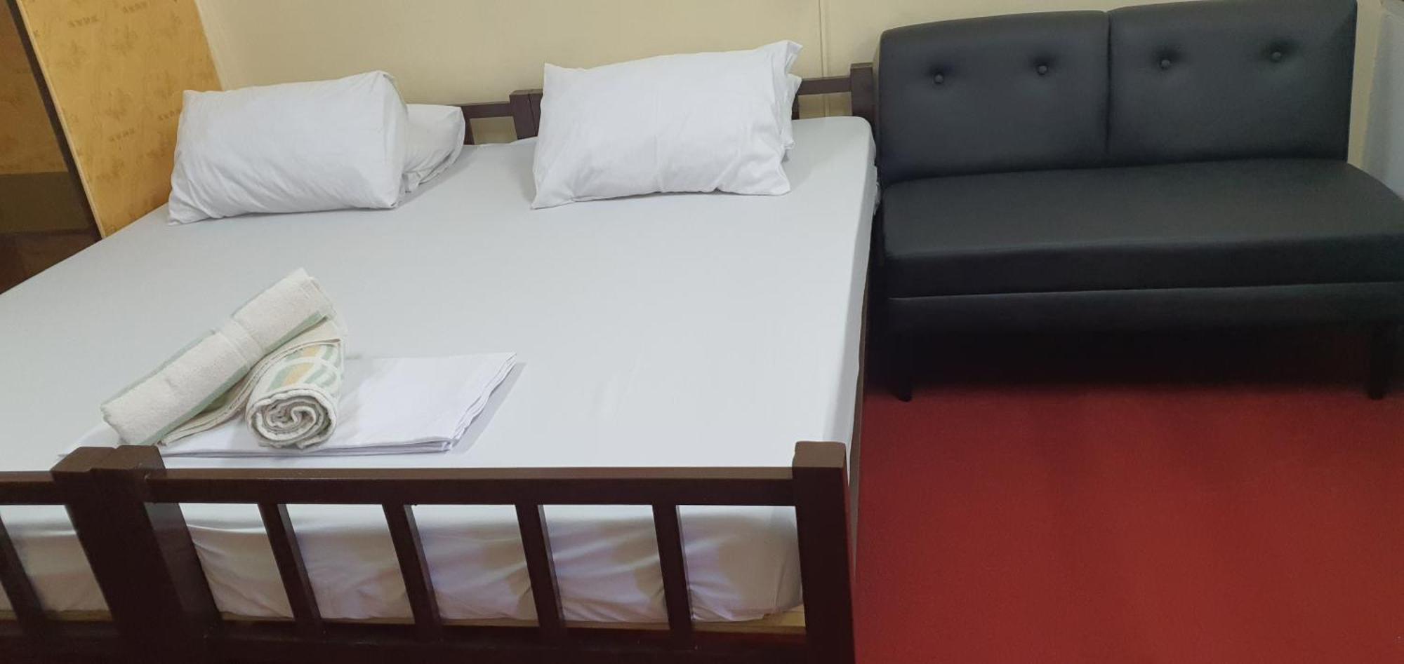 Cool Martin Family And Resort Bacoor